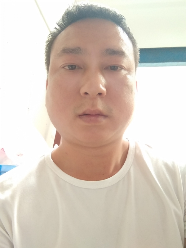 大叔的第一张照片--绍兴相亲服务中心