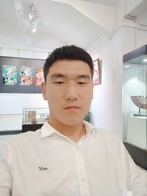 自律人生的第一张照片--绍兴相亲服务中心