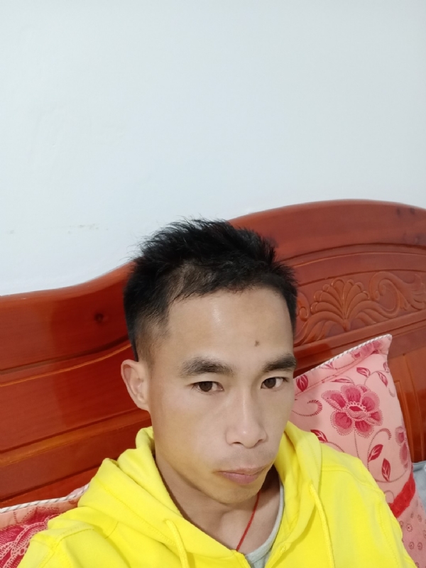小biu崽的第一张照片--绍兴相亲服务中心