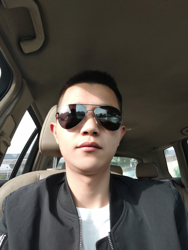 葛先生的第二张照片--绍兴相亲服务中心