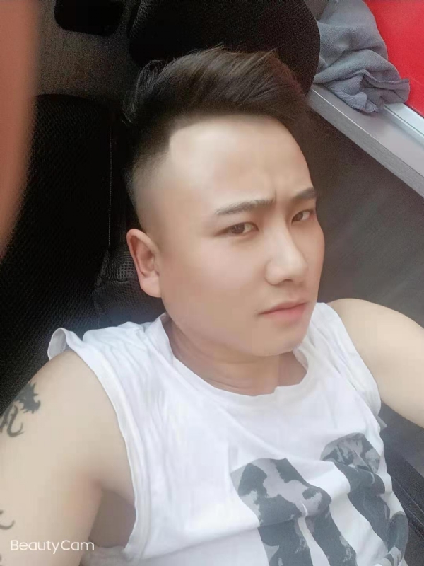 上善若水的第二张照片--绍兴相亲服务中心