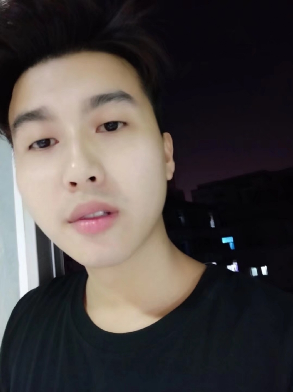 皮特王的第二张照片--绍兴相亲服务中心