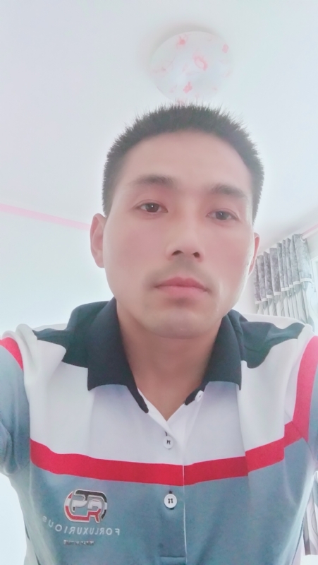 染红尘世的第一张照片--绍兴相亲服务中心