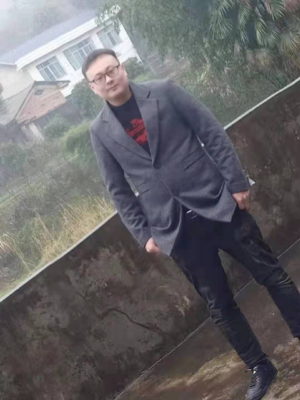 冰城的第一张照片--绍兴相亲服务中心