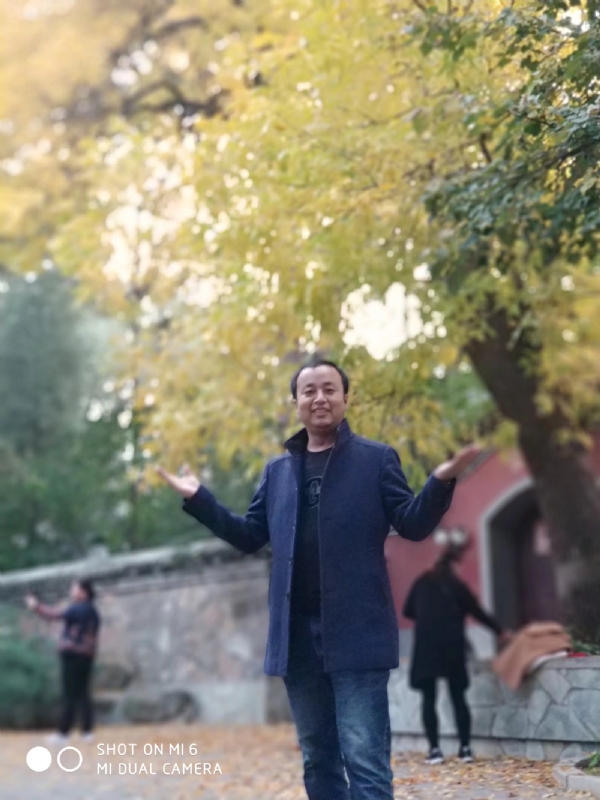 爱转角的第二张照片--绍兴相亲服务中心