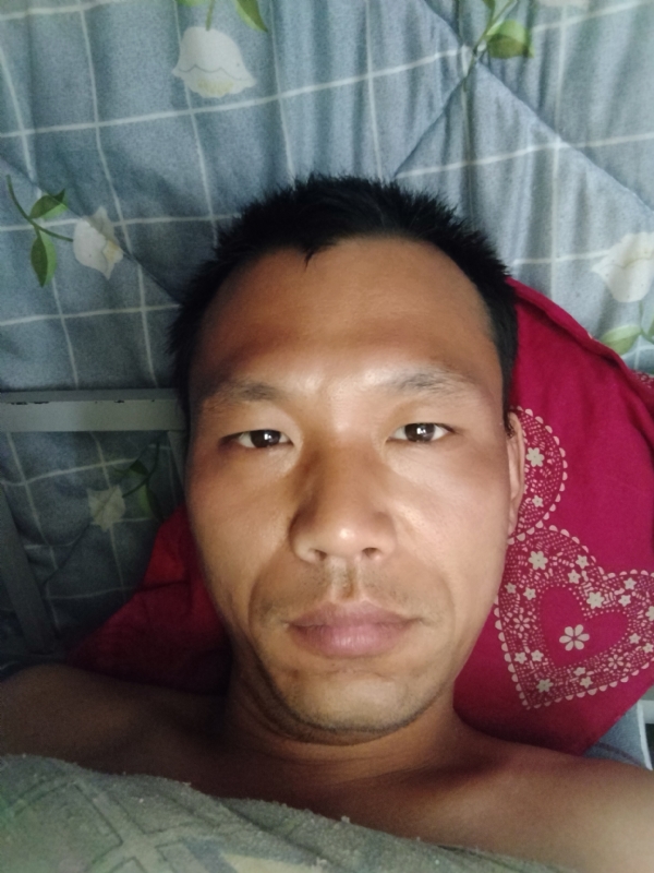 弘扬的第一张照片--绍兴相亲服务中心