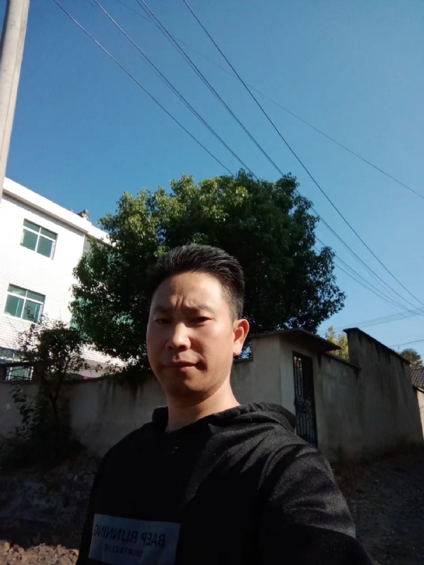 寻缘中的第二张照片--绍兴相亲服务中心