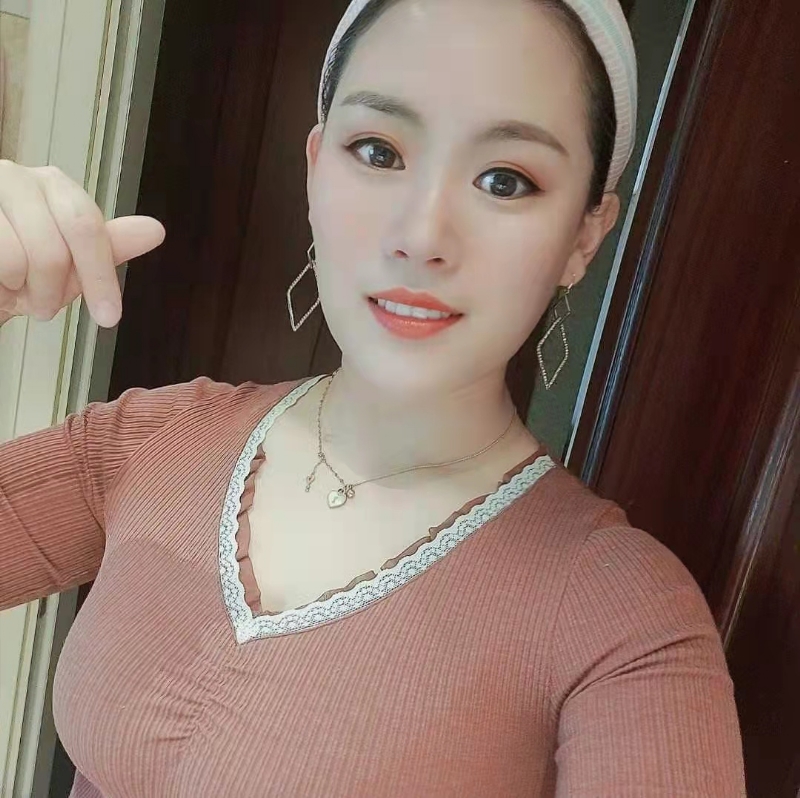 蜜&糖的第一张照片--绍兴相亲服务中心
