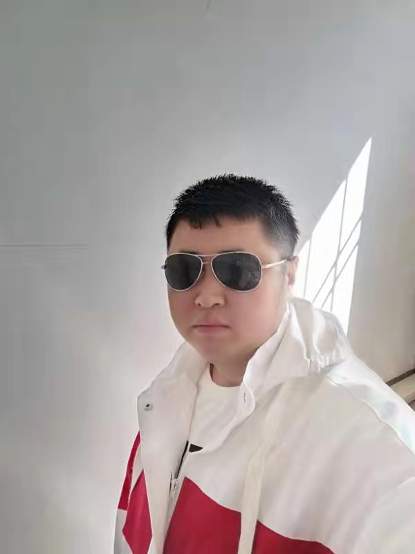 大漠叔叔的第一张照片--绍兴相亲服务中心