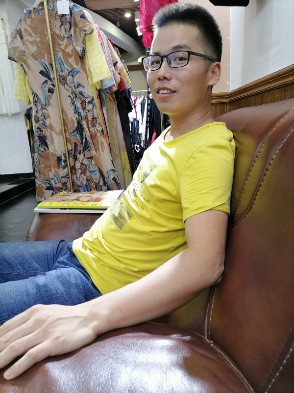 汪顺鹏的第二张照片--绍兴相亲服务中心