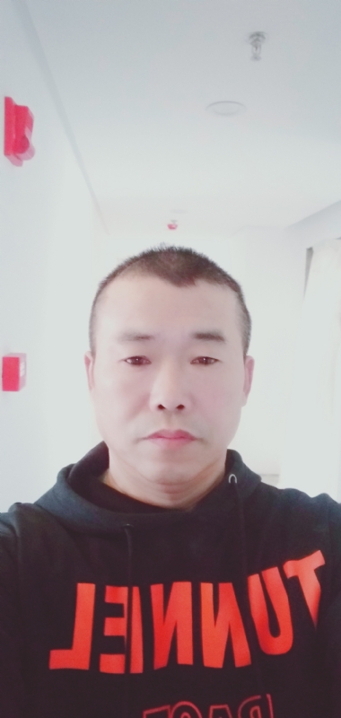 责任的第一张照片--绍兴相亲服务中心