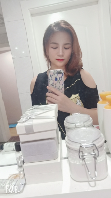 刘莲酥的第四张照片--绍兴相亲服务中心