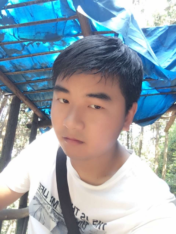 殷勤的王子的第三张照片--绍兴相亲服务中心