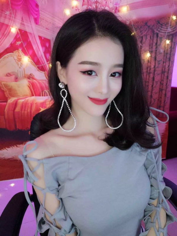 Cici的第三张照片--绍兴相亲服务中心