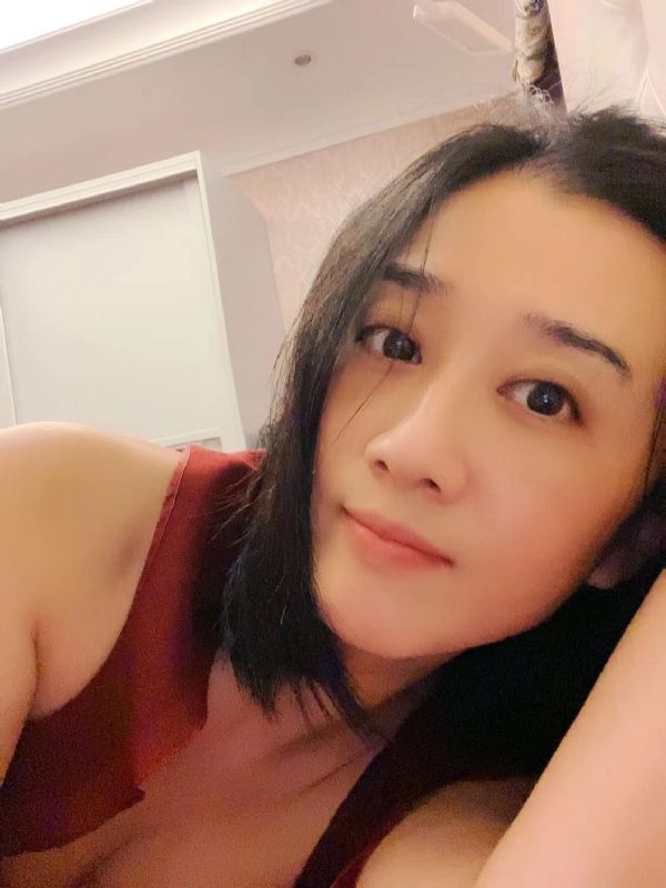 HongYu的第一张照片--绍兴相亲服务中心