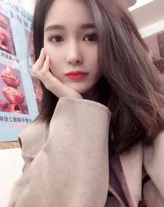 谢玲的第一张照片--绍兴相亲服务中心
