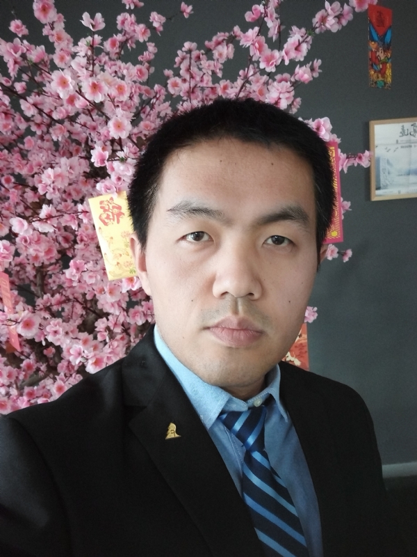 我就是个翻译的第二张照片--绍兴相亲服务中心