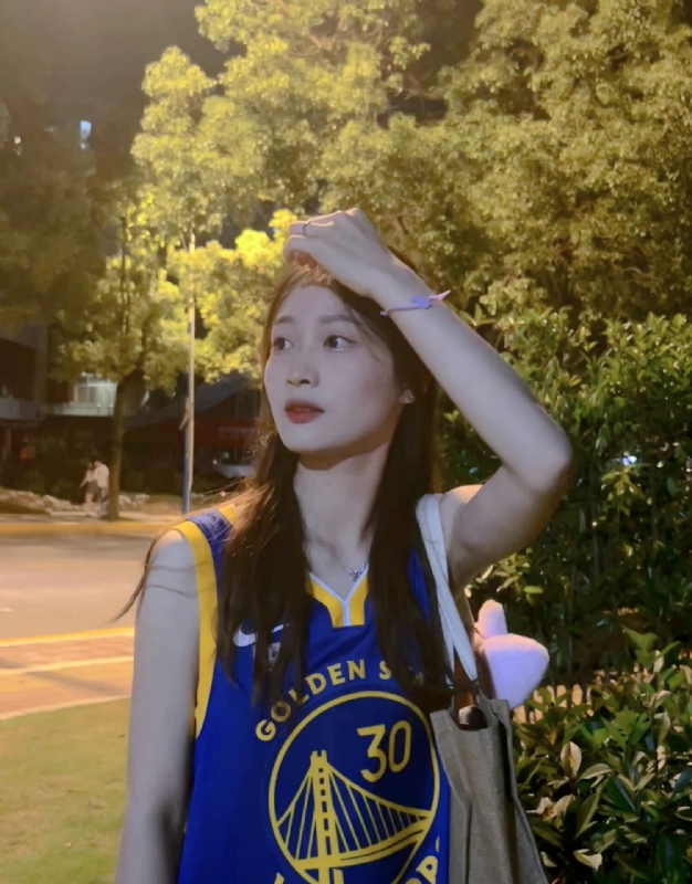 小趴菜的第三张照片--绍兴相亲服务中心
