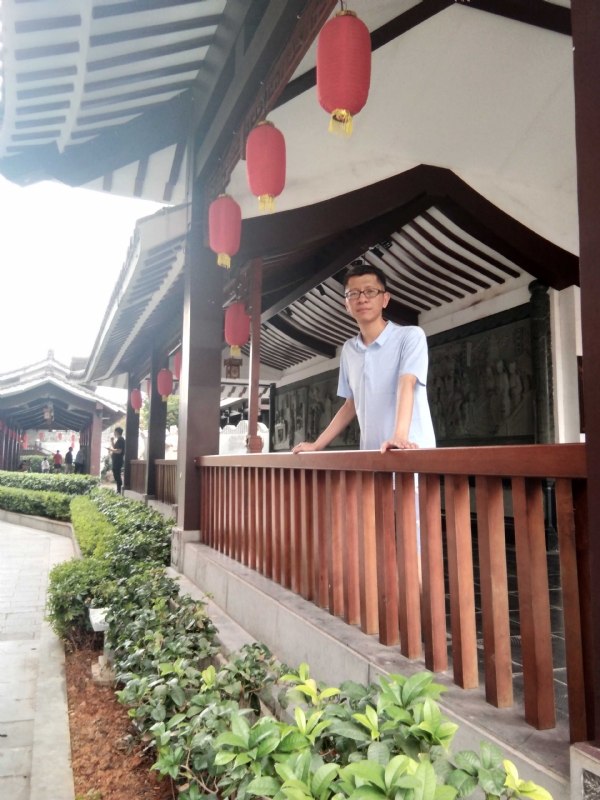 lijian的第一张照片--绍兴相亲服务中心