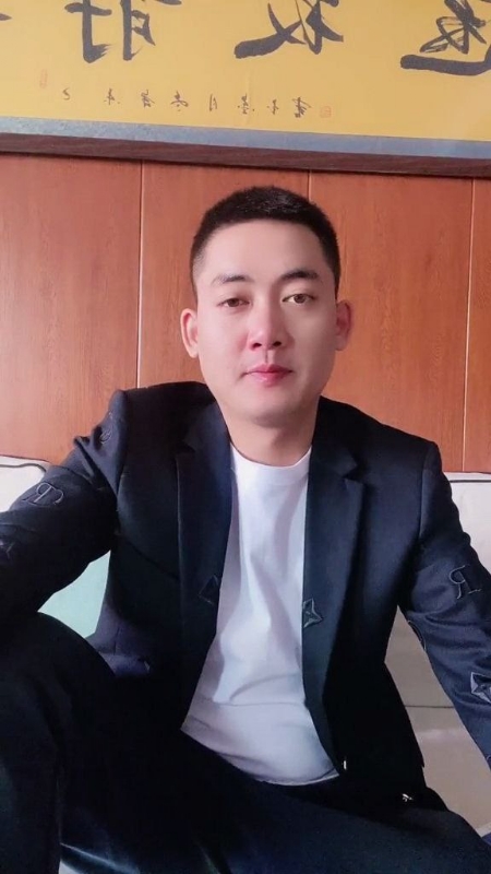 李泽胜的第一张照片--绍兴相亲服务中心