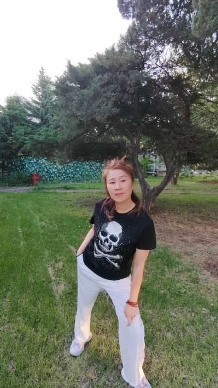 晚霞的第二张照片--绍兴相亲服务中心