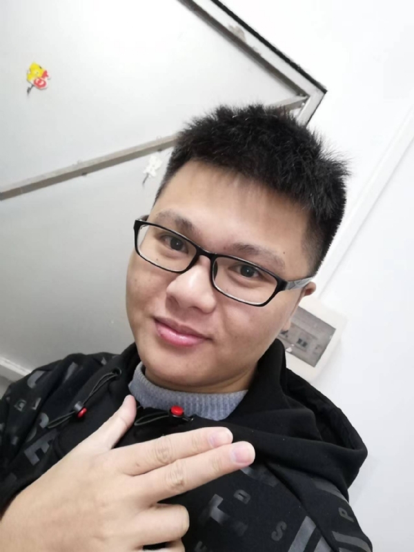 小小梦执的第一张照片--绍兴相亲服务中心