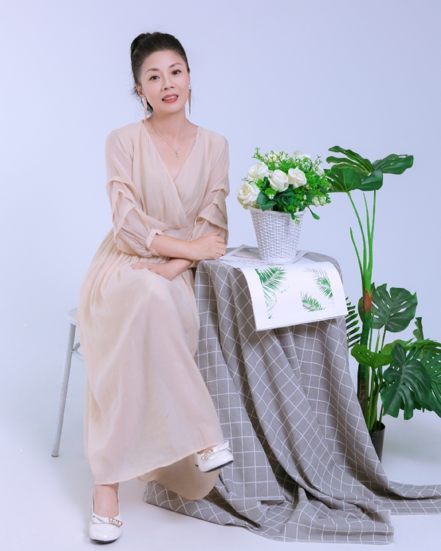 Anna的第一张照片--绍兴相亲服务中心