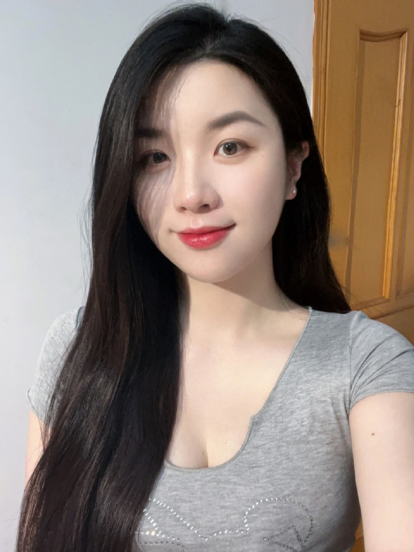 乔乔在寻爱的第二张照片--绍兴相亲服务中心