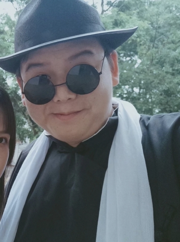 小路口的第一张照片--绍兴相亲服务中心