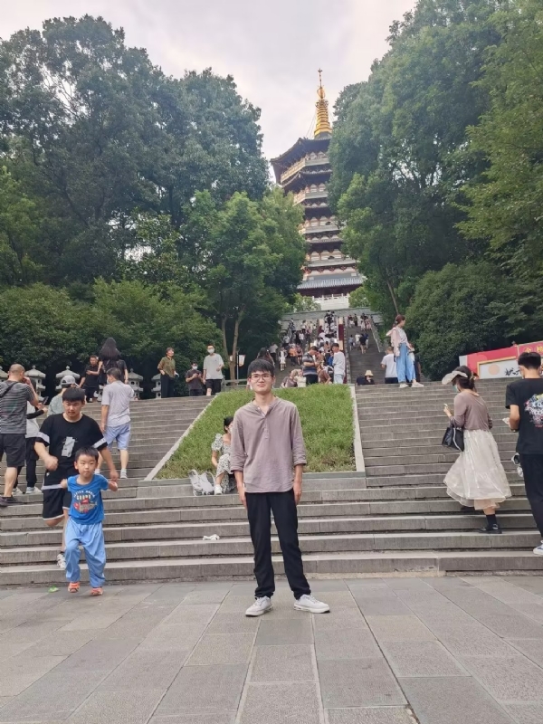 阳光男孩的第五张照片--绍兴相亲服务中心