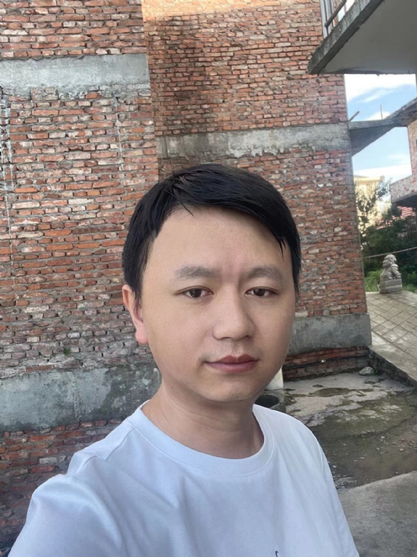 行人的第二张照片--绍兴相亲服务中心
