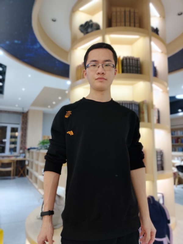 轩墨的第一张照片--绍兴相亲服务中心