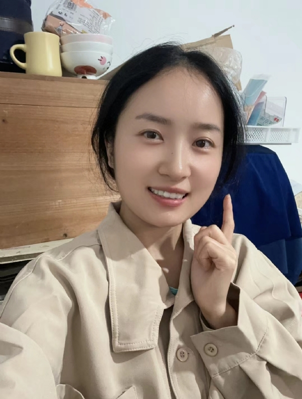 多喝热水的第一张照片--绍兴相亲服务中心