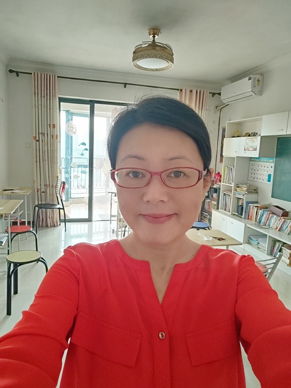 丽华的第二张照片--绍兴相亲服务中心