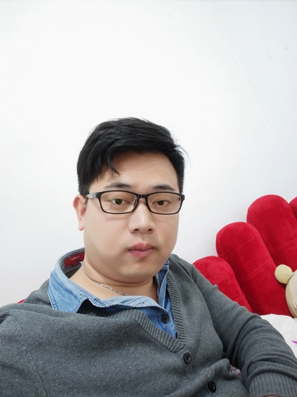 何必在亿的第一张照片--绍兴相亲服务中心