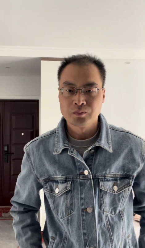 墨灬白的第二张照片--绍兴相亲服务中心