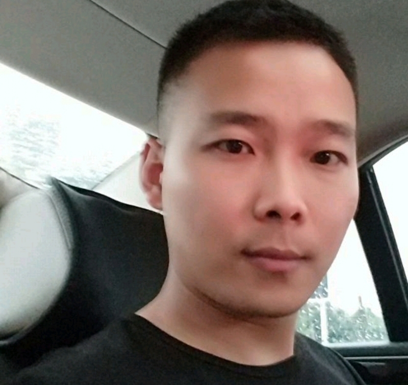 李先生的第二张照片--绍兴相亲服务中心