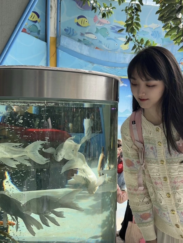 yiyi的第三张照片--绍兴相亲服务中心
