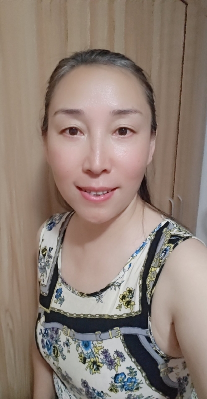 晓琴的第二张照片--绍兴相亲服务中心