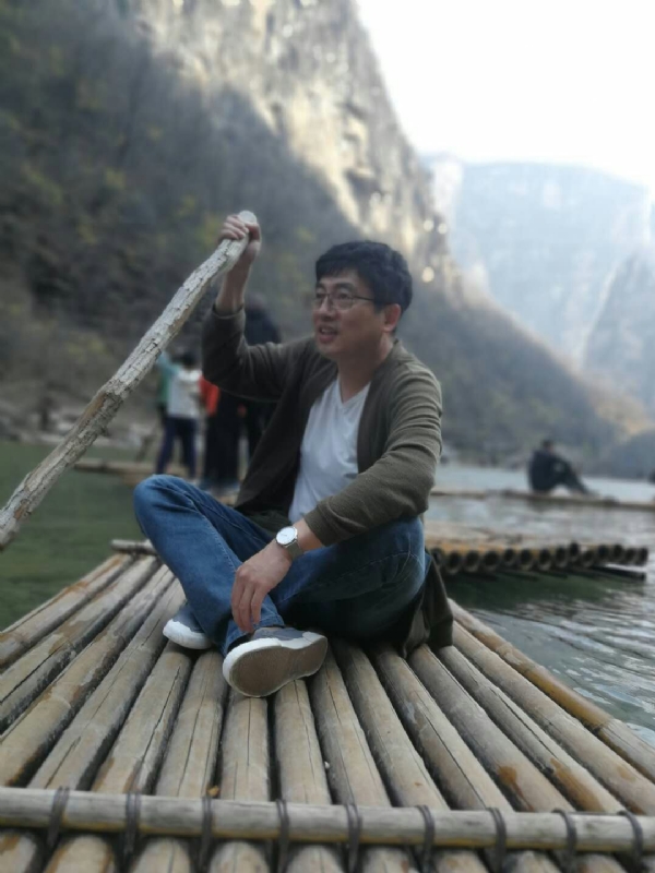 风被吹走了的第一张照片--绍兴相亲服务中心