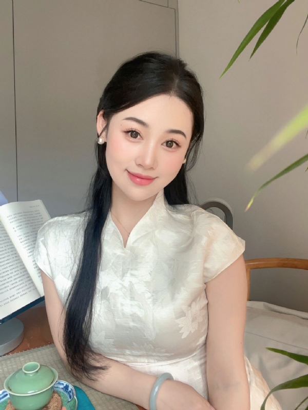 小慧的第一张照片--绍兴相亲服务中心