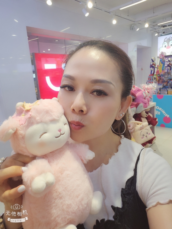 暖*爱的第一张照片--绍兴相亲服务中心