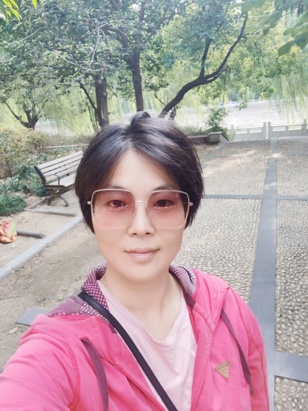 xuanwei的第一张照片--绍兴相亲服务中心