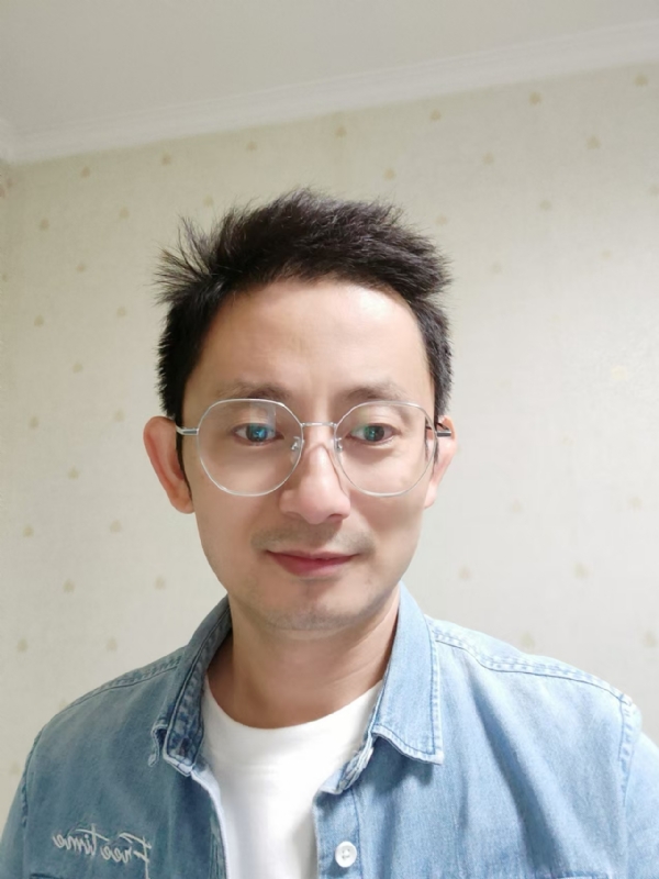 飘逸的第二张照片--绍兴相亲服务中心