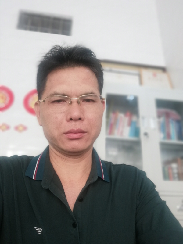 后视镜的第一张照片--绍兴相亲服务中心