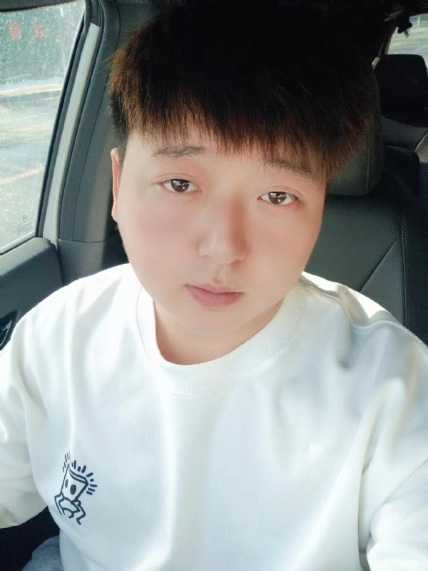 可乐加冰的第一张照片--绍兴相亲服务中心