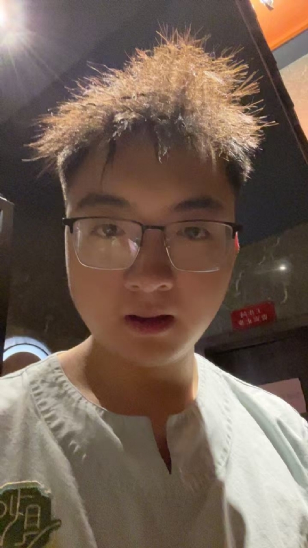 成熟稳重的男士的第一张照片--绍兴相亲服务中心