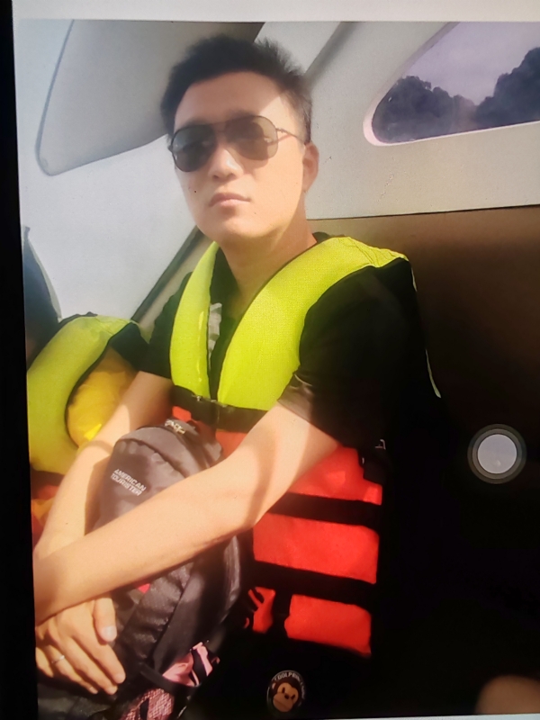 座看烟霞散的第一张照片--绍兴相亲服务中心