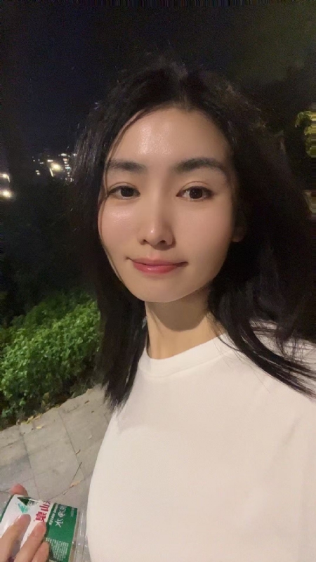pan的第一张照片--绍兴相亲服务中心