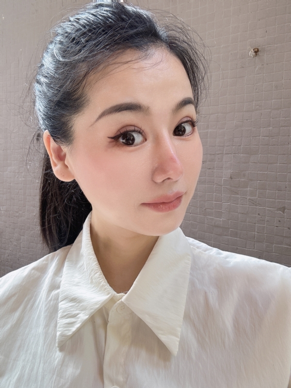 金莉的第二张照片--绍兴相亲服务中心